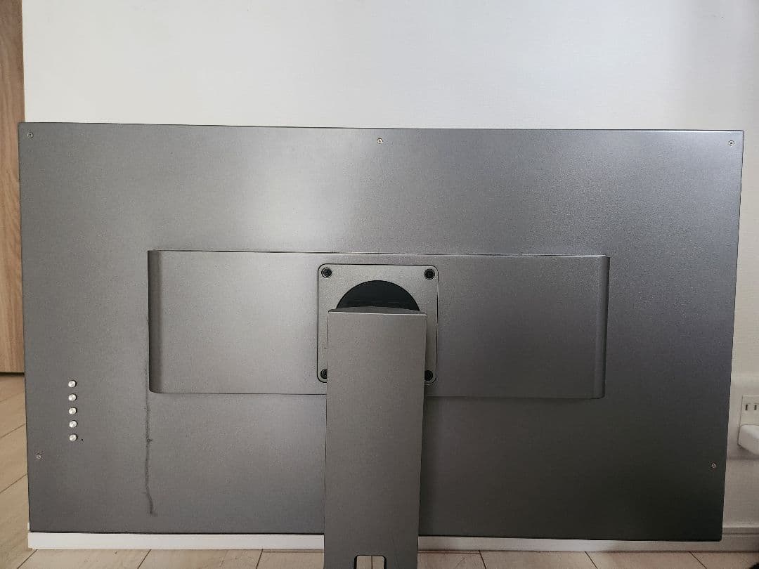 32インチ WQHD 165Hz 金属筐体 IPS 広色域 縦回転 スピーカー