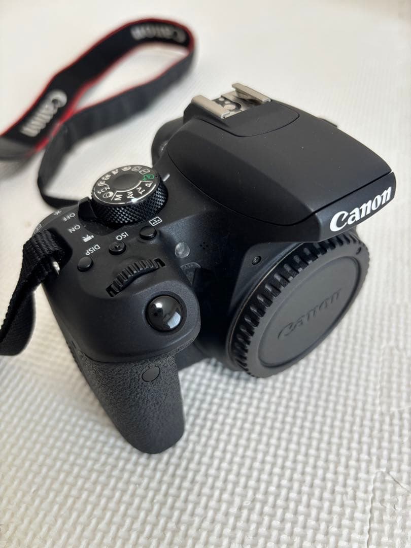 【のんのん様】Canon デジタル一眼レフ　EOS Kiss X9i