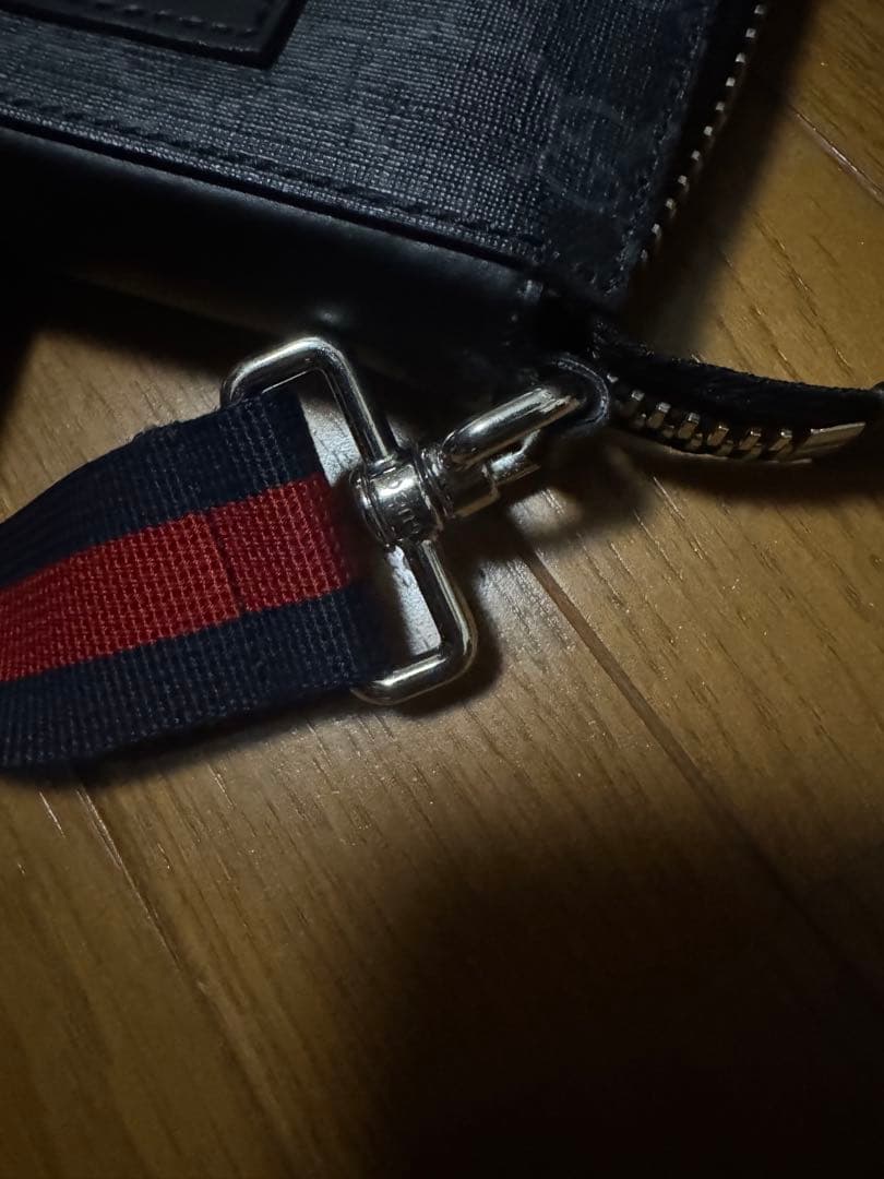 GUCCI ショルダーバッグ　メッセンジャー　523599