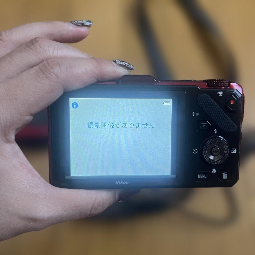 ニコン　デジカメ