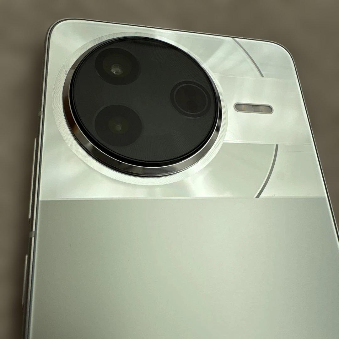 POCO F7 Pro シルバー 12GB 512GB