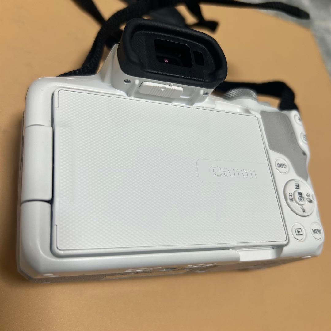 【Canon/SD付】EOS R50 一眼カメラ ズームレンズセット