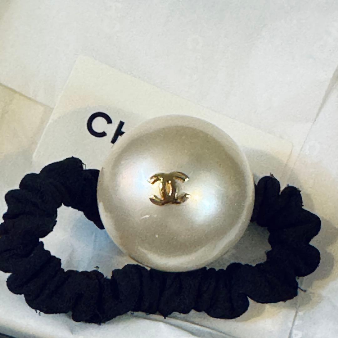 CHANEL シャネル パール付きヘアゴム シュシュ