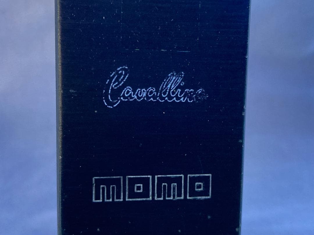 MOMO　モモ　ステアリング　キャバリーノ　３５パイ