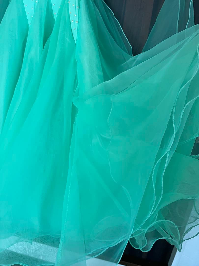 社交ダンス　デモ用ドレス　モダンドレス　新品試着のみ