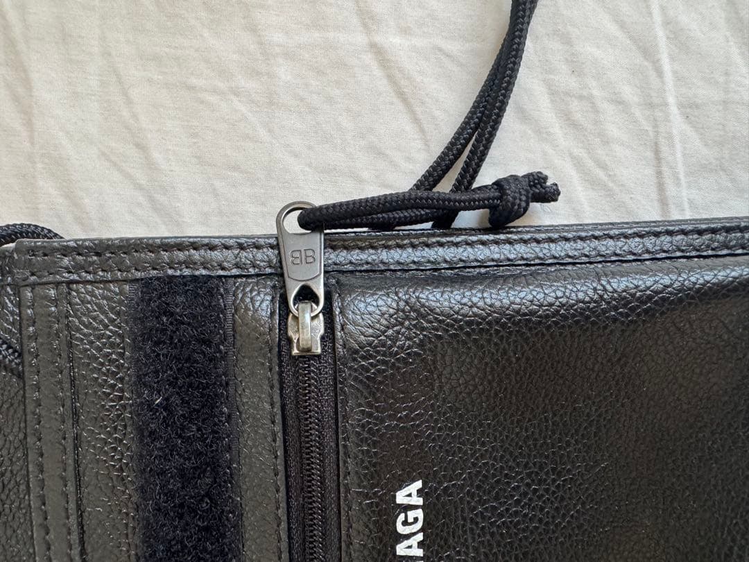 BALENCIAGA クロスボディバッグ/バレンシアガ