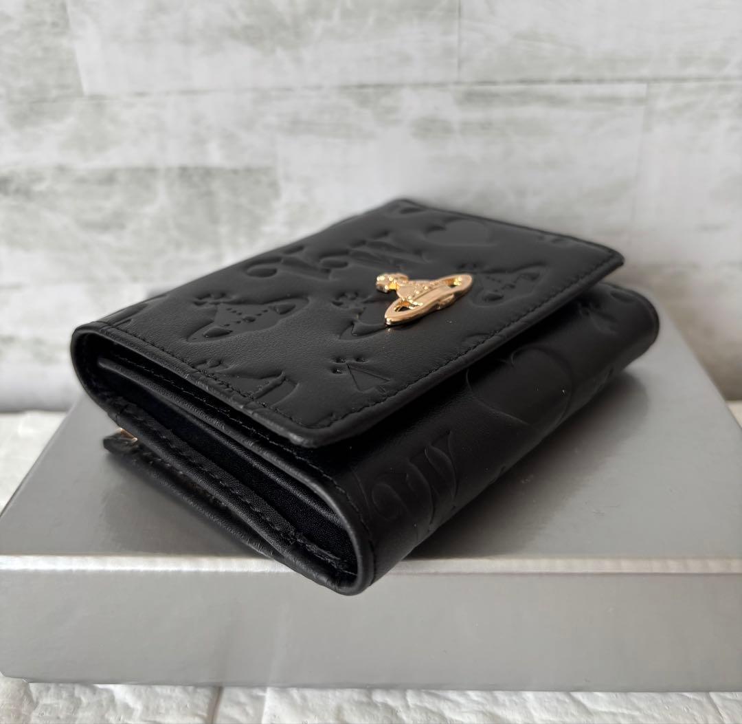 定番・人気Vivianne westwood オーブロゴ 三つ折り財布 黒