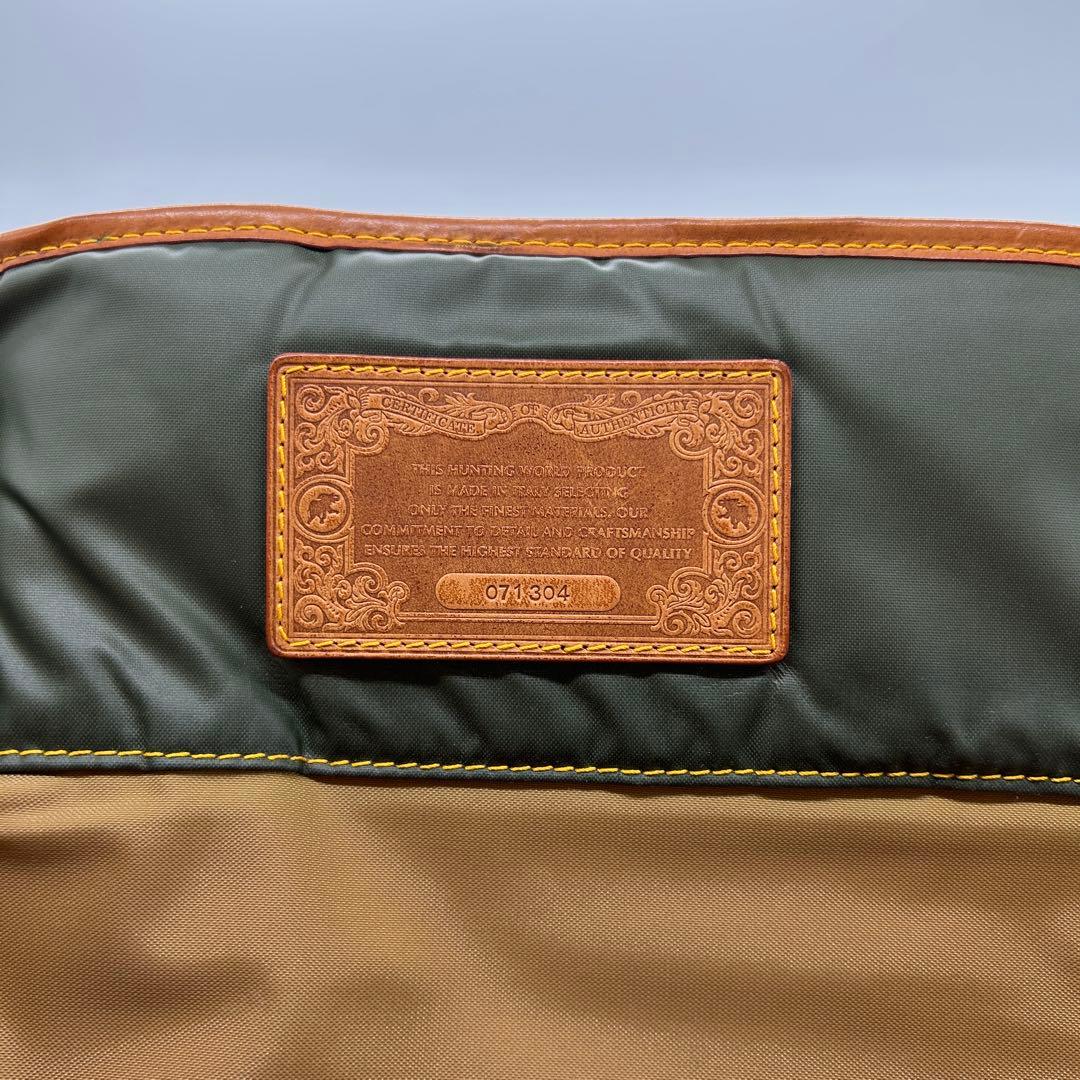 希少 HUNTING WORLD ハンティングワールド メッセンジャーバッグ