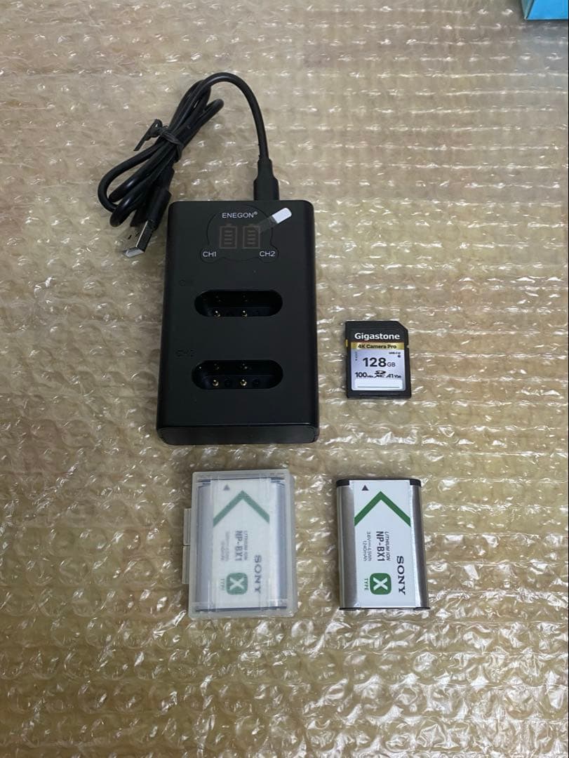 【ウサギ プロフ必読】 SONY ZV-1とシューティンググリップ