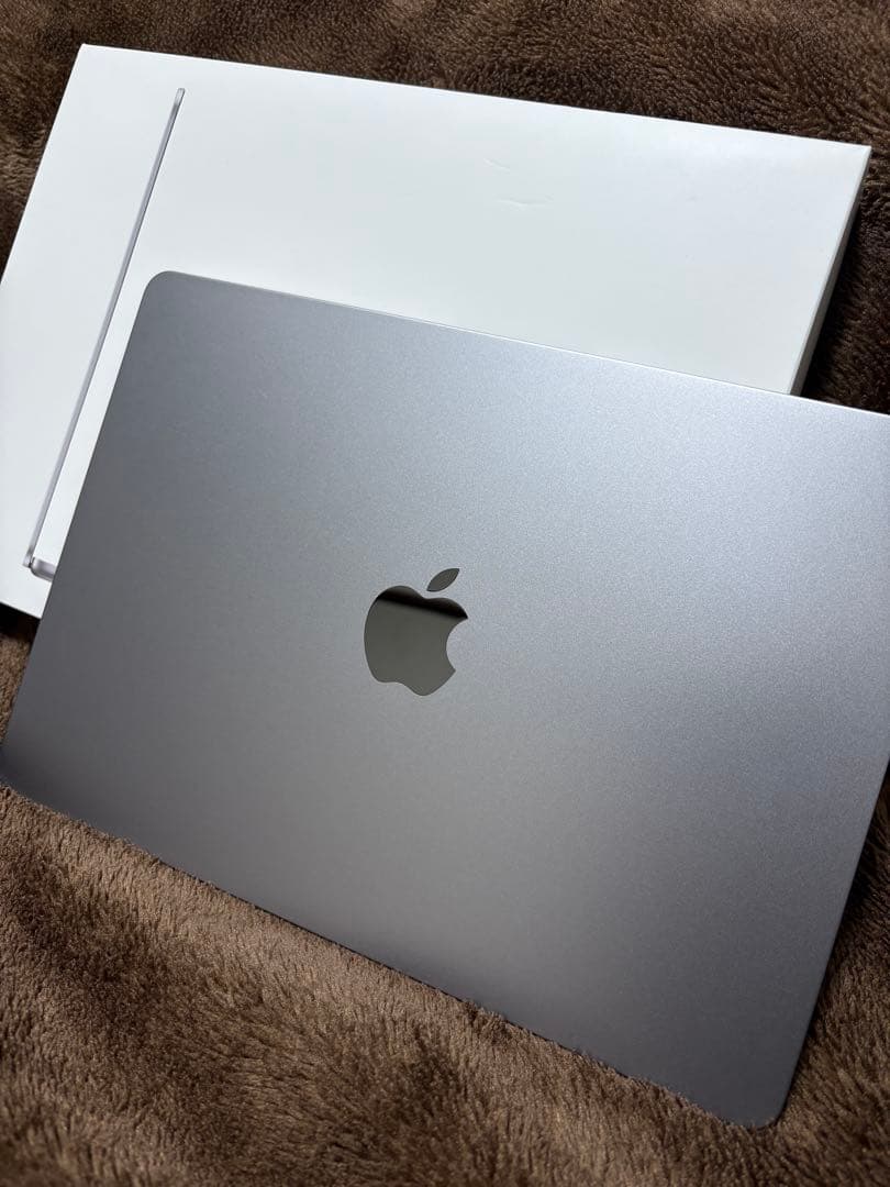 MacBook Air 13インチ M2 8GB 256GB スペースグレー