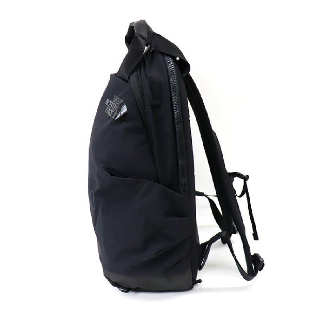 ぴぴ THE NORTH FACE リュック黒 18L NMW82350