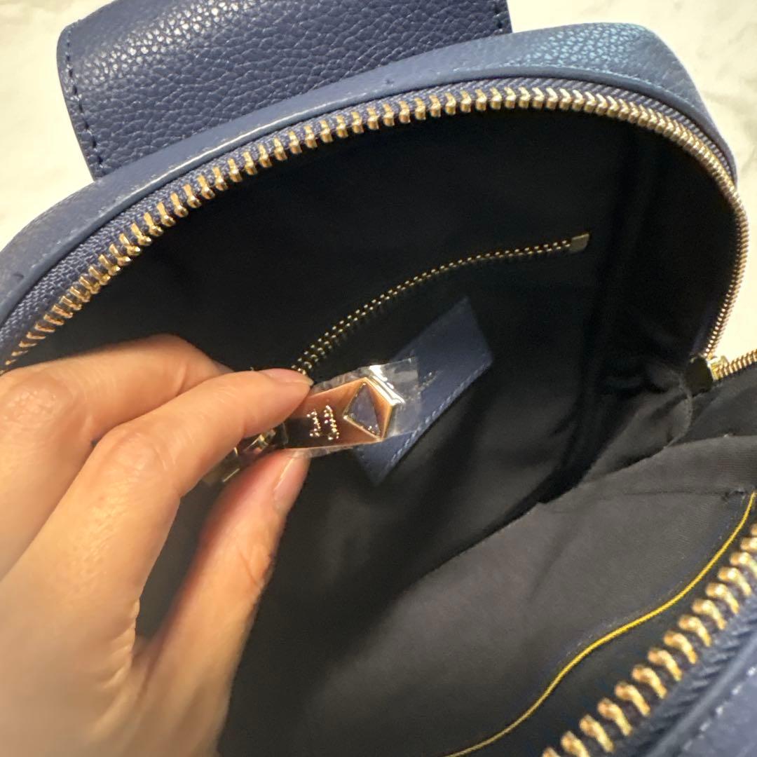 MIMI【美品】Paul Smith ネイビー レザーボディバッグ