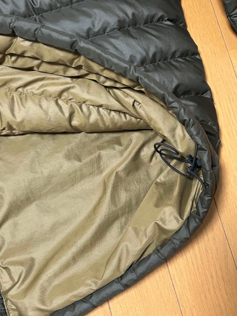 patagonia メンズ ダウンジャケット ダークグレー