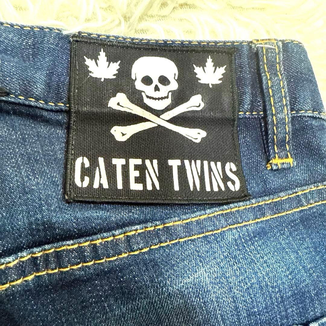 DSQUARED2 ディースクエアード　デニムパンツ　ワッペン