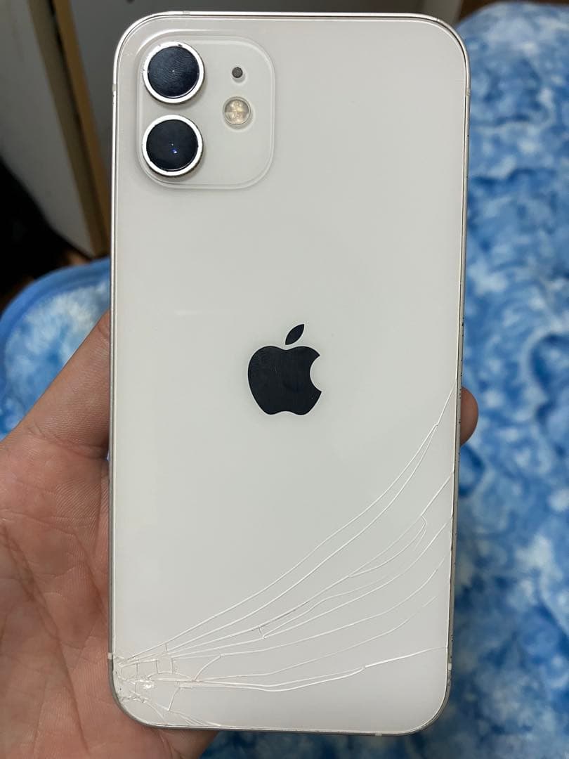 iPhone 12 白 64GB SIMフリー