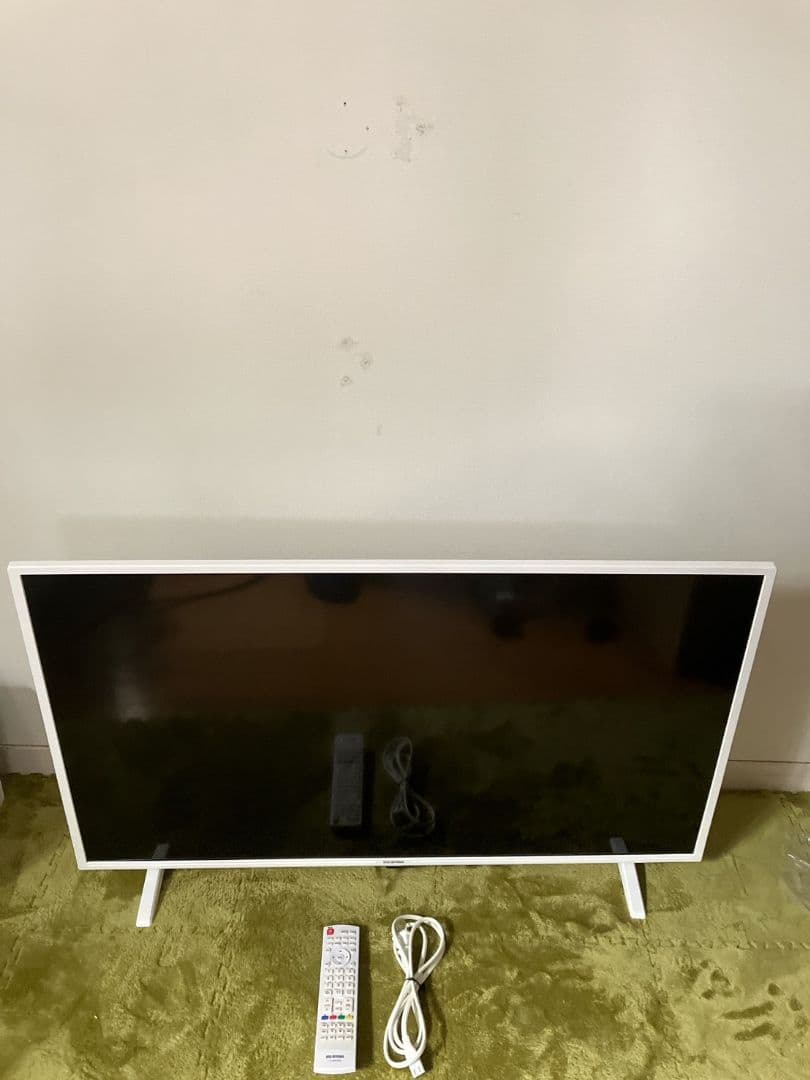IRIS OHYAMA 40型希少なホワイトTV