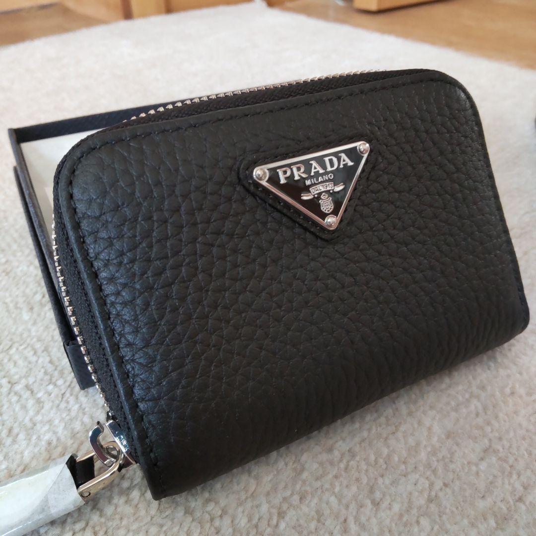 プラダ ケース 新品未使用