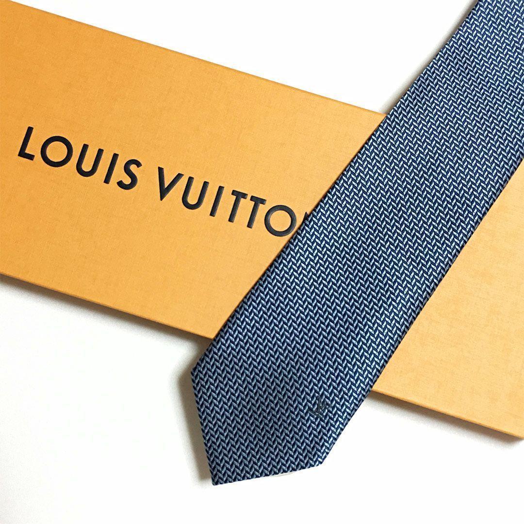 未使用級 ルイヴィトン Louis Vuitton ネクタイ V字パターン