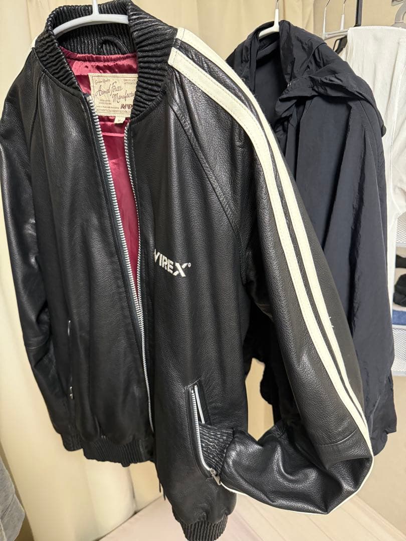 美品　AVIREX ラムレザー トラックジャケット