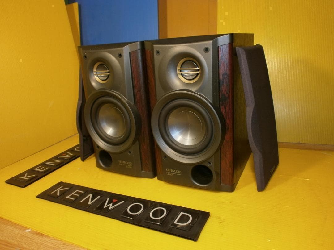 送料無料　KENWOOD コンポ用　高級　スピーカー　2台