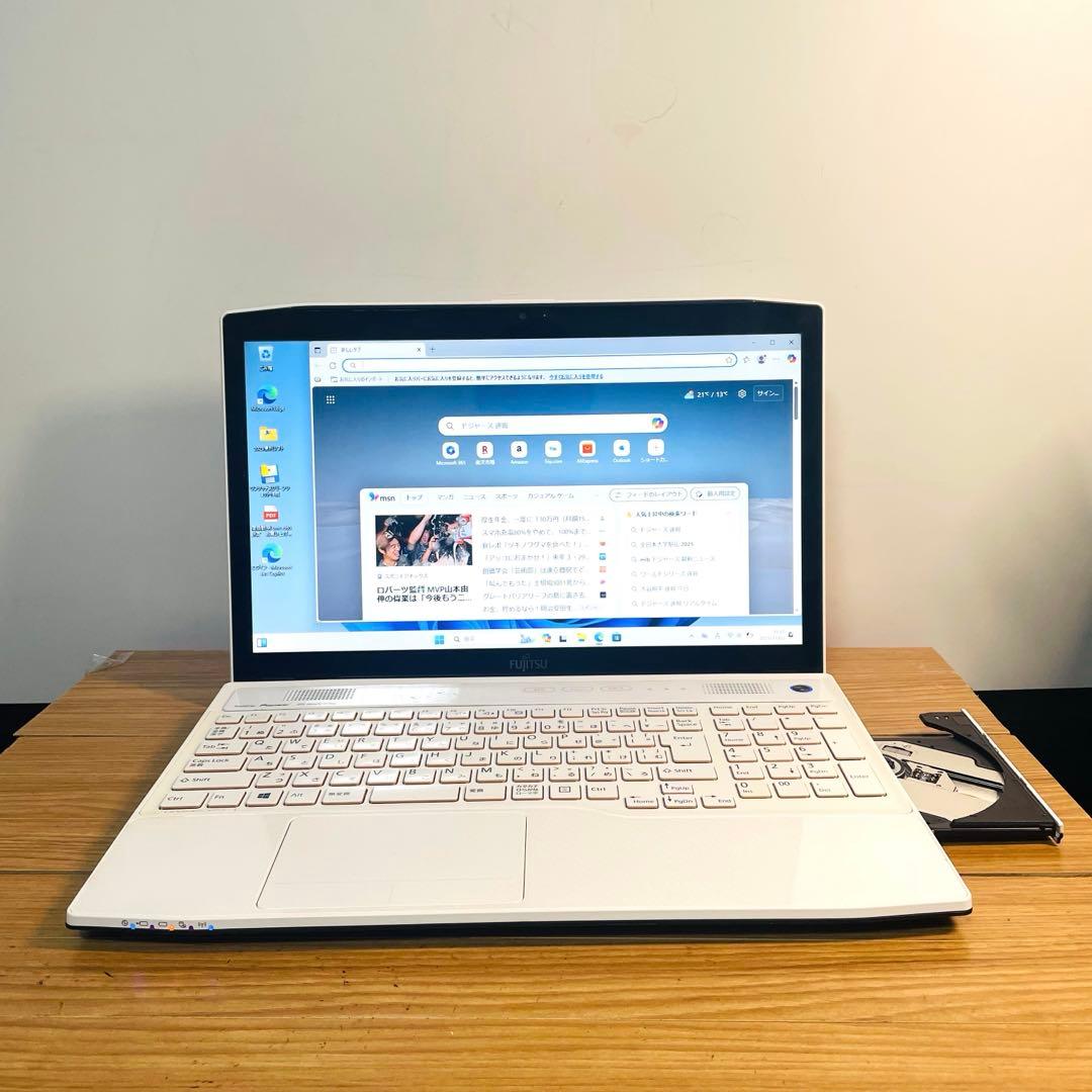 初心者もすぐ使える設定済 i7 Win11 オフィスメモリ8ギガSSD512ギガ