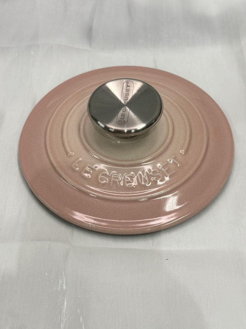 【希少】ル・クルーゼ ココットロンド 14cm ピンク 箱付