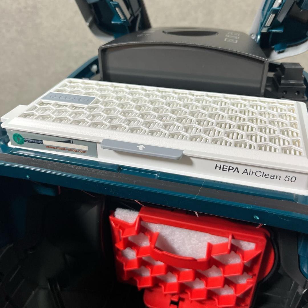 miele ミーレ 掃除機 Compact C2 PowerLine SDCO4
