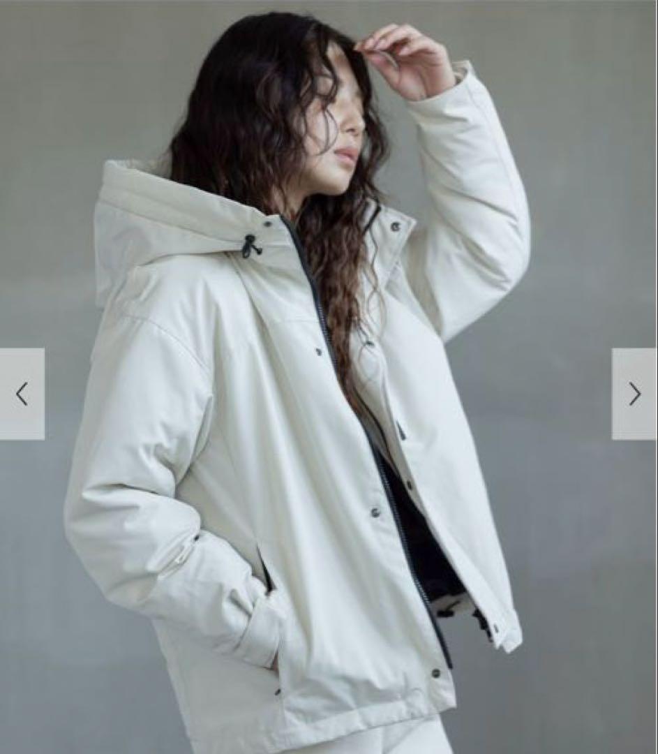 新品タグ付き　フーディーダウンジャケット　サニーレーベル　アーバンリサーチ