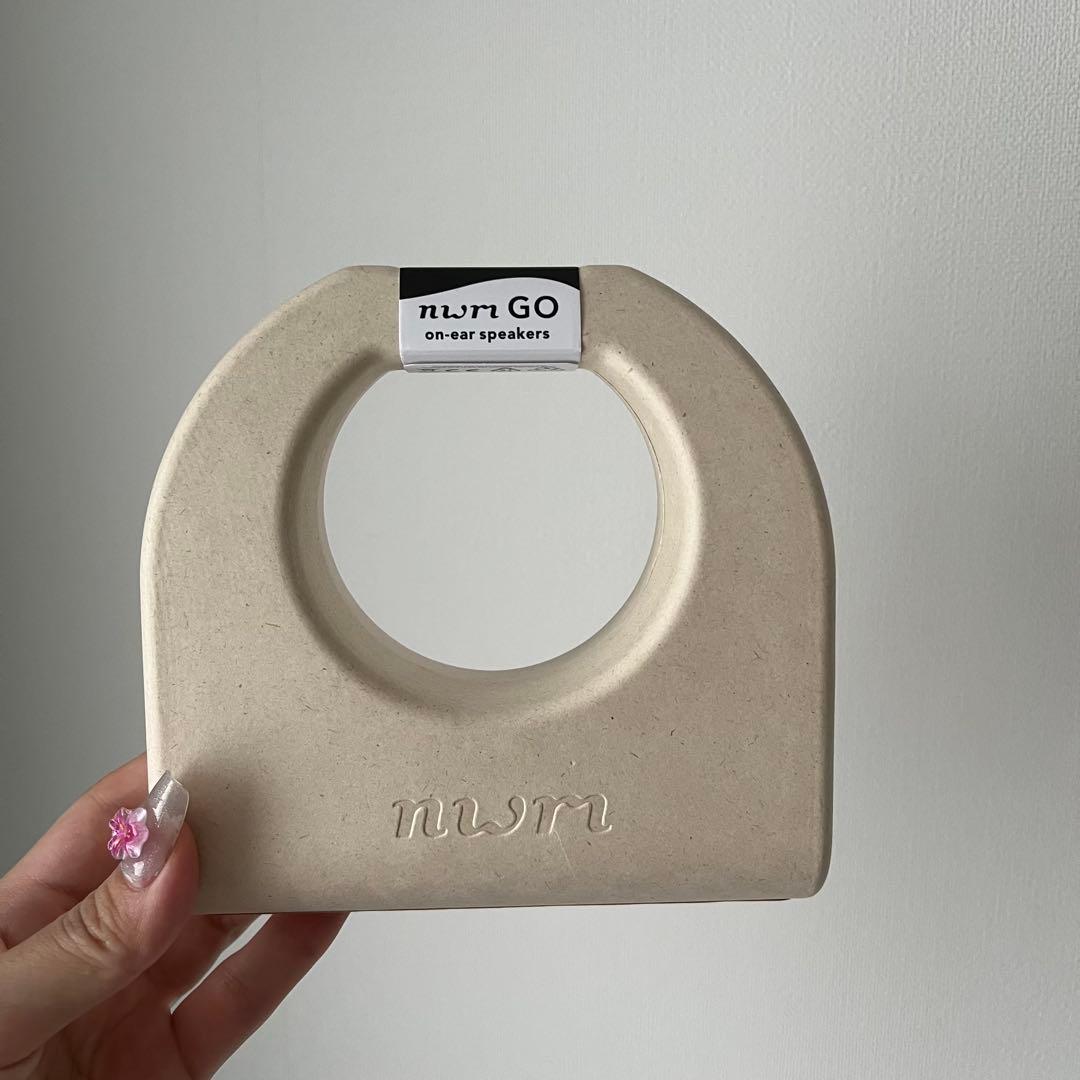 nwm GO ワイヤレスイヤホン MBN002KA