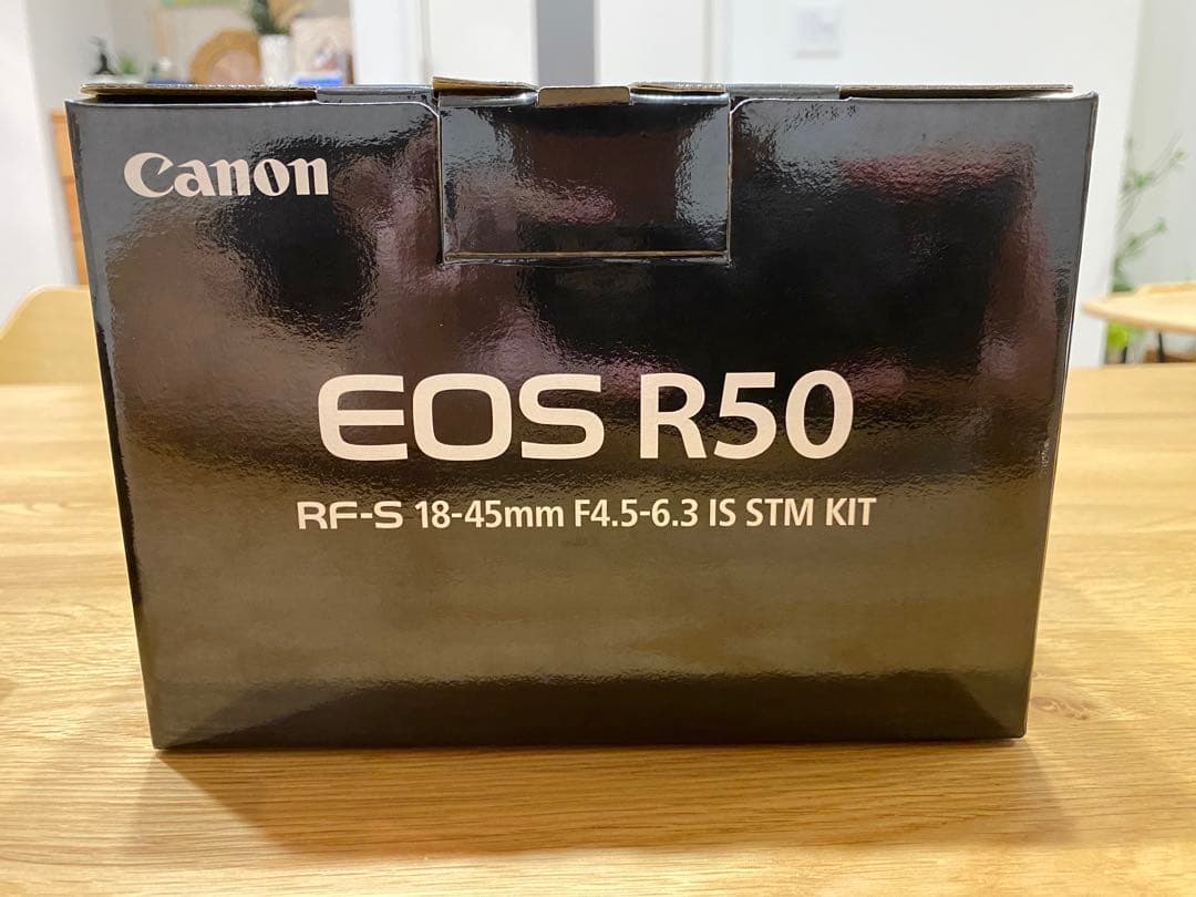 EOS R50 レンズキット