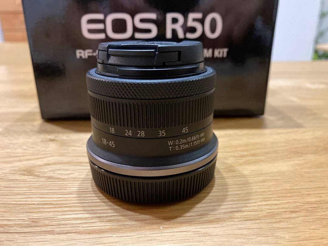 EOS R50 レンズキット