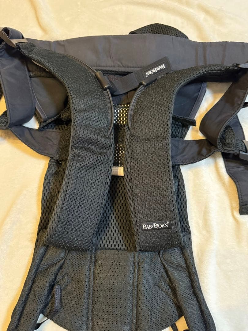 超美品✴︎BABYBJÖRN ベビージョルン 抱っこ紐 ワンカイエア　ブラック