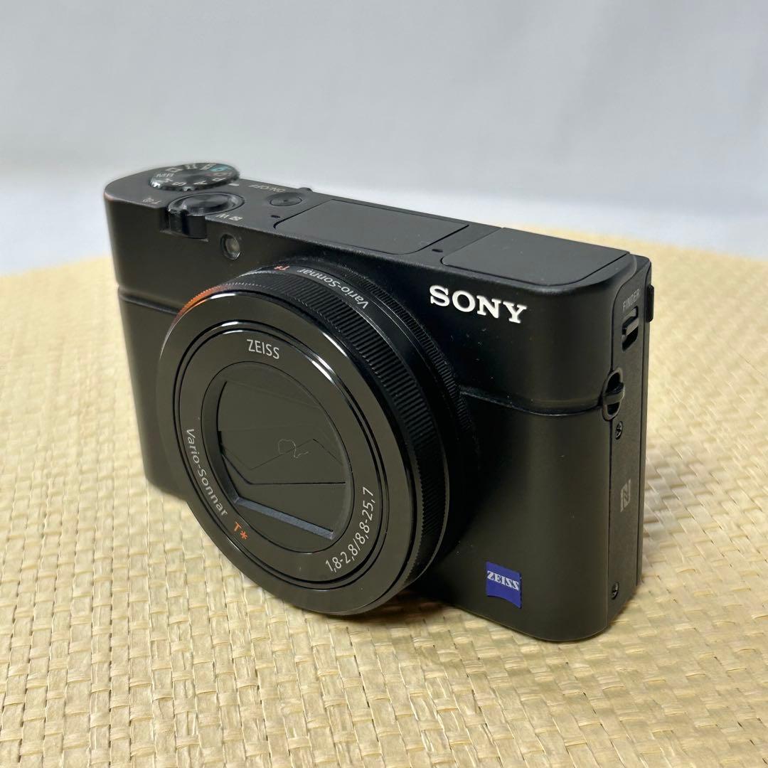 新品未使用　SONY サイバーショット DSC-RX100M3