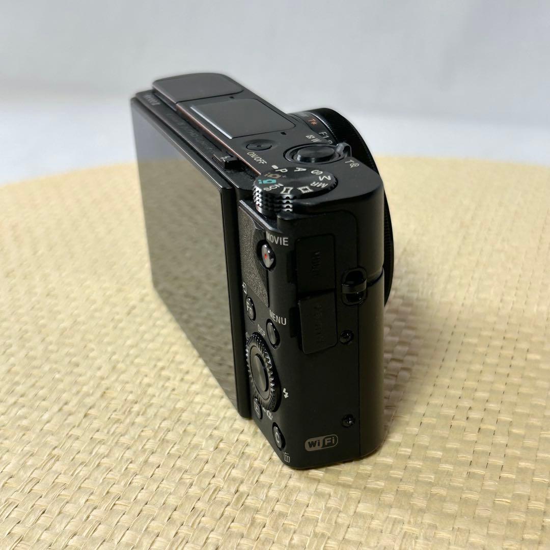 新品未使用　SONY サイバーショット DSC-RX100M3