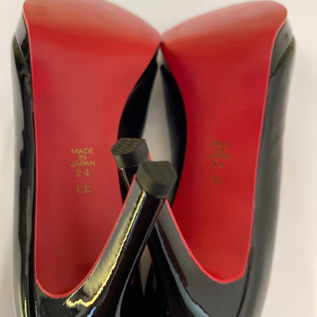 【新品・未使用】DIANA ダイアナ　エナメル　ヒール　黒　ブラック　パンプス