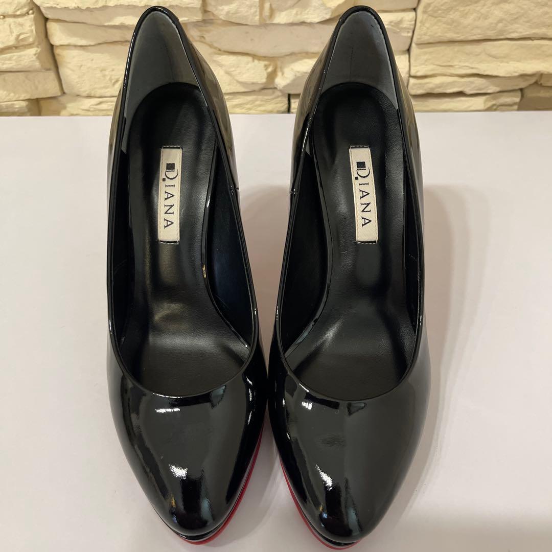 【新品・未使用】DIANA ダイアナ　エナメル　ヒール　黒　ブラック　パンプス