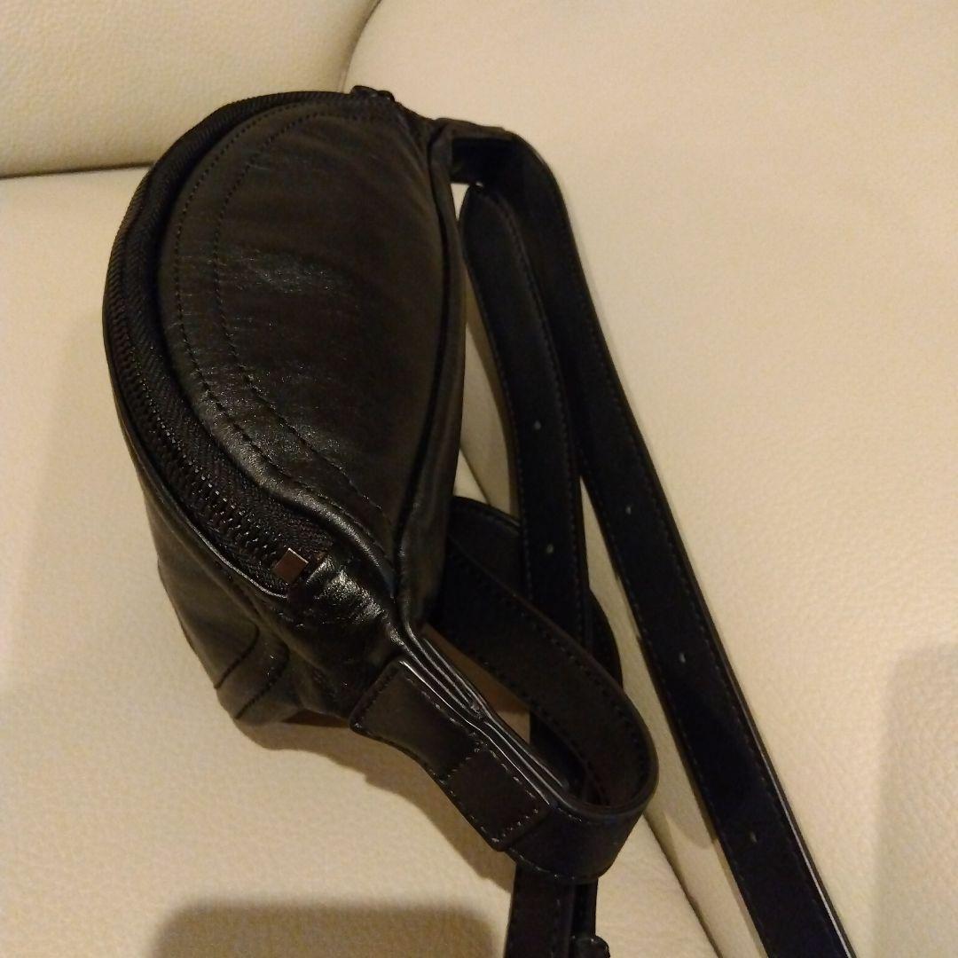 DIESEL ボディバッグ　美品