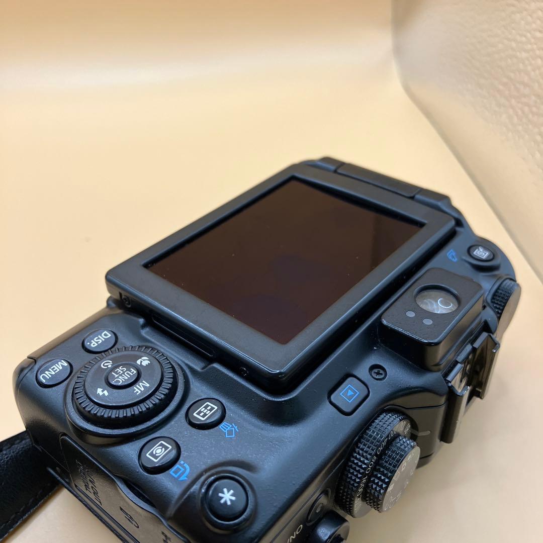 Canon PowerShot G11 PC1428 デジカメ 1954