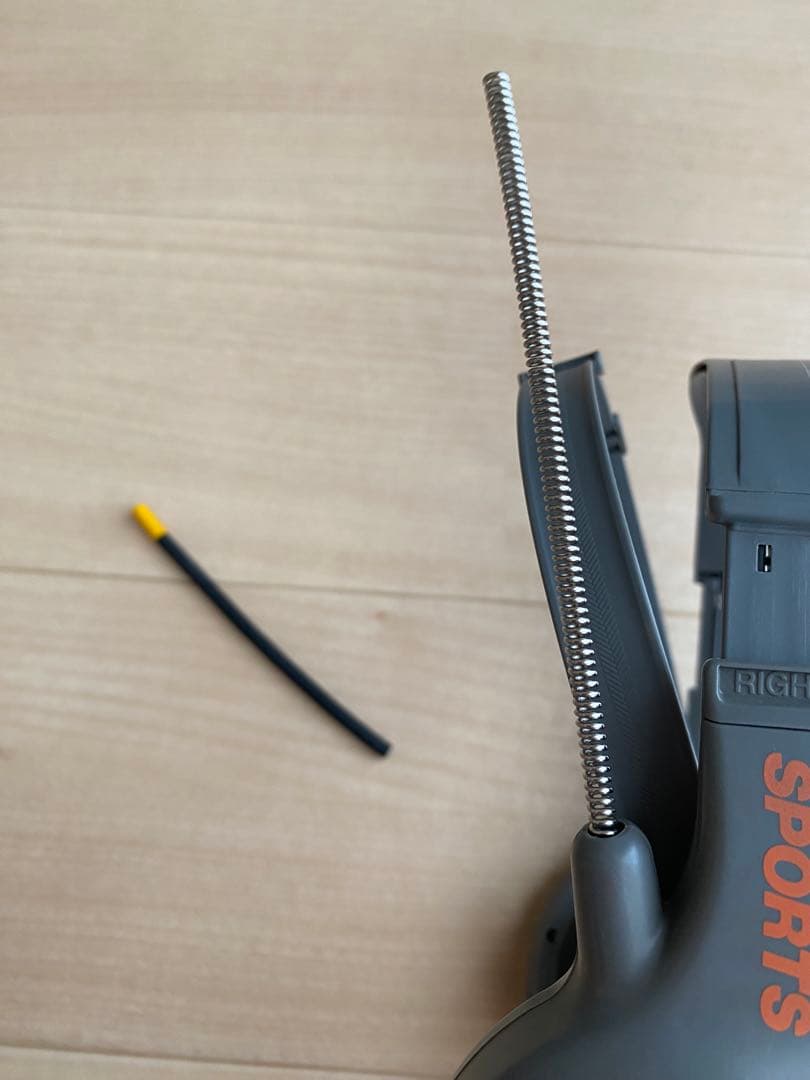 SONY SPORTS ラジオ　グレー/イエロー