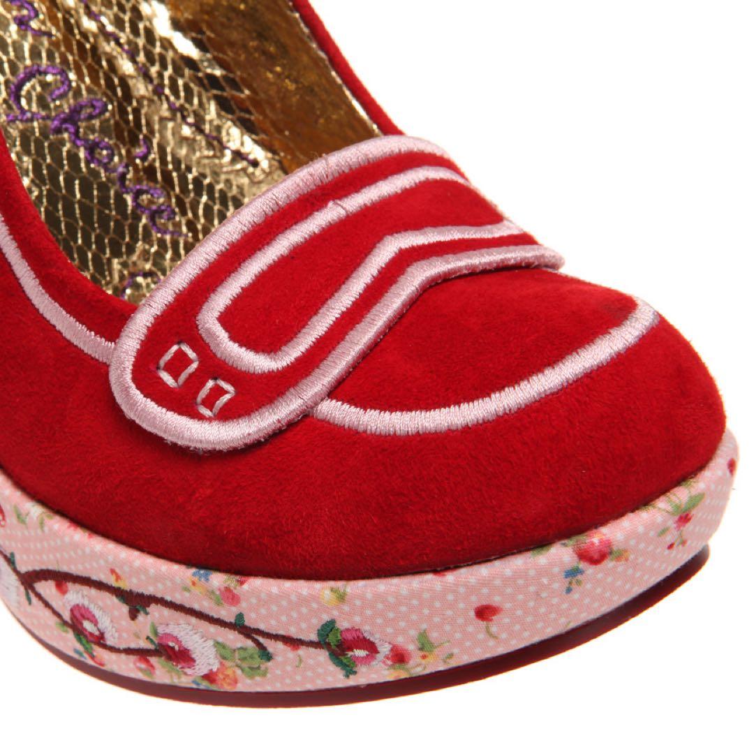 赤いフラワー刺繍ウェッジヒールパンプス