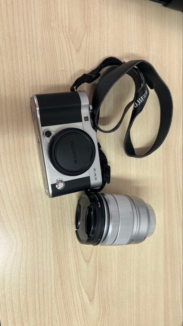 富士フィルム X-A3 ミラーレス一眼