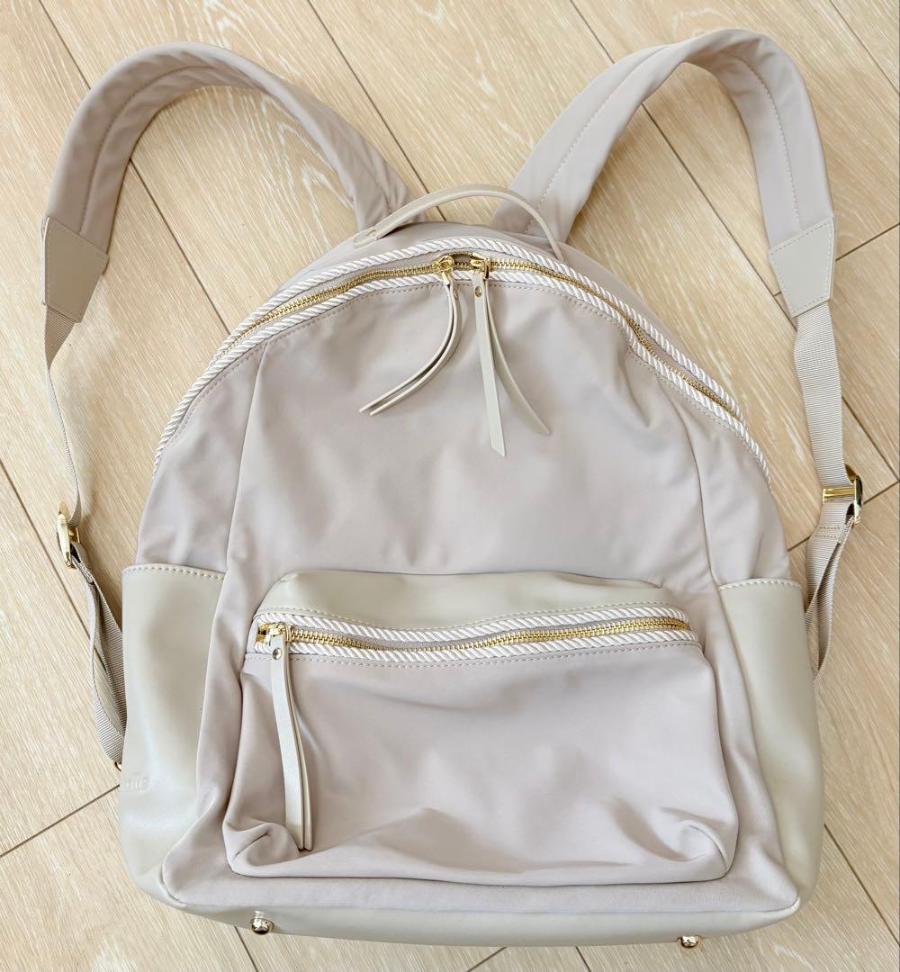 Maison Echelleメゾンエシェル　ツイストコードバックパック　ベージュ