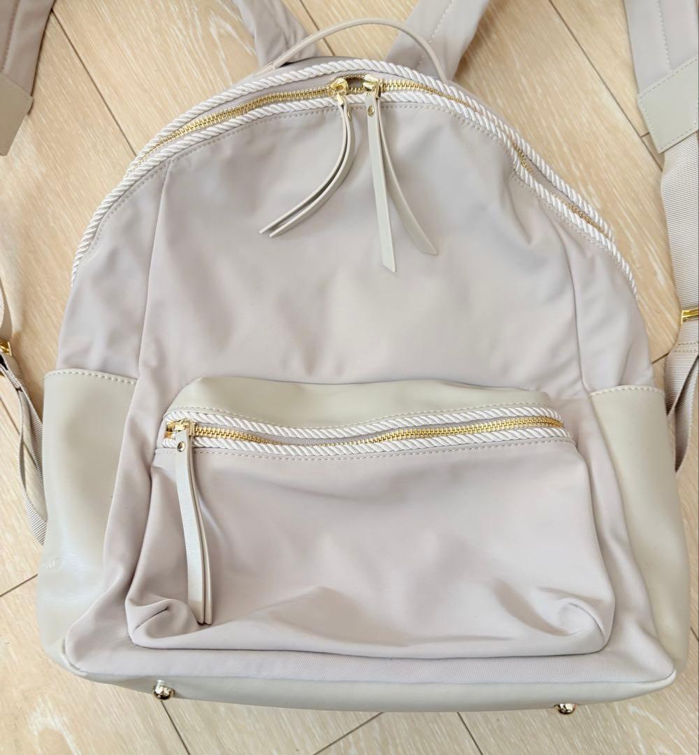 Maison Echelleメゾンエシェル　ツイストコードバックパック　ベージュ