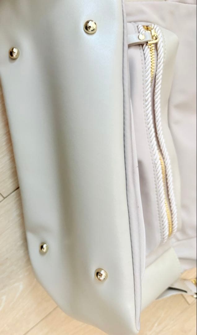 Maison Echelleメゾンエシェル　ツイストコードバックパック　ベージュ