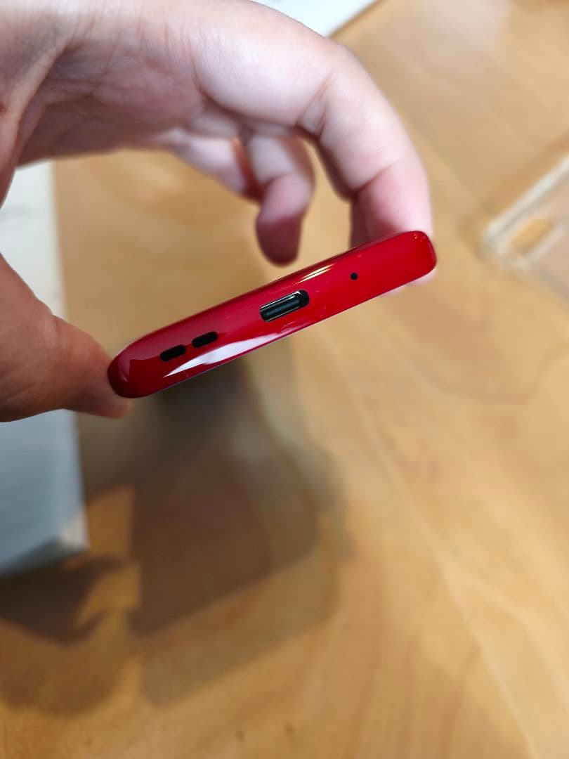 Rakuten Hand 5G 本体　楽天ハンド5g　クリアケース付