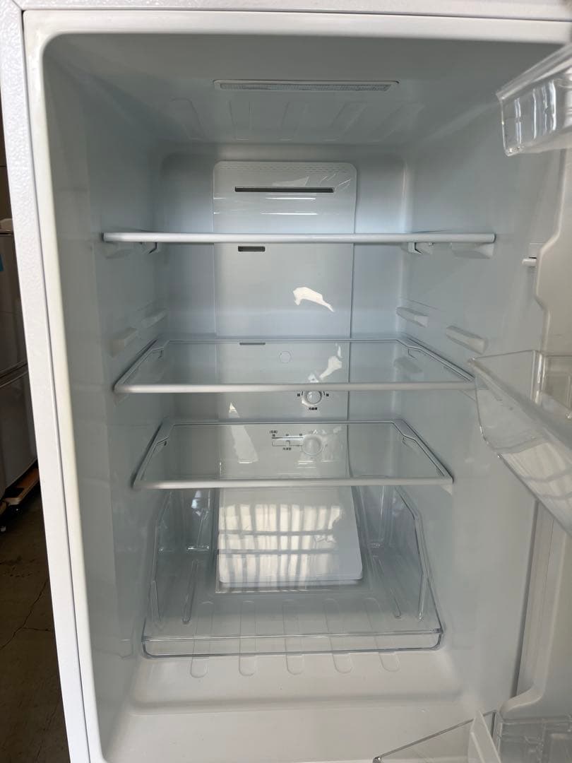 送料込み ノンフロン冷凍冷蔵庫 YRZ-F15L 156L 識別T