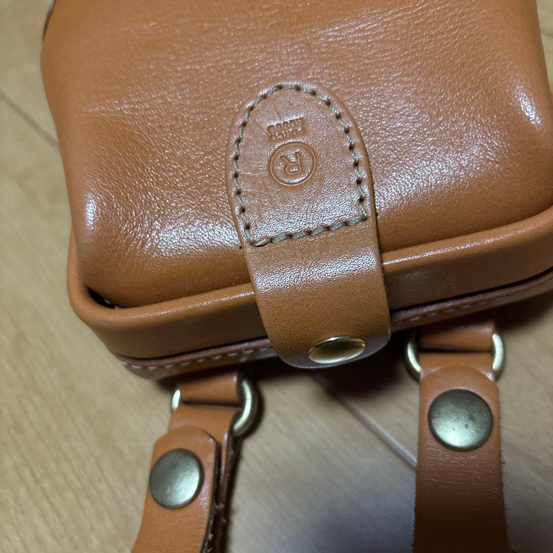 ポルコロッソ　ベルトポーチ　キャメル