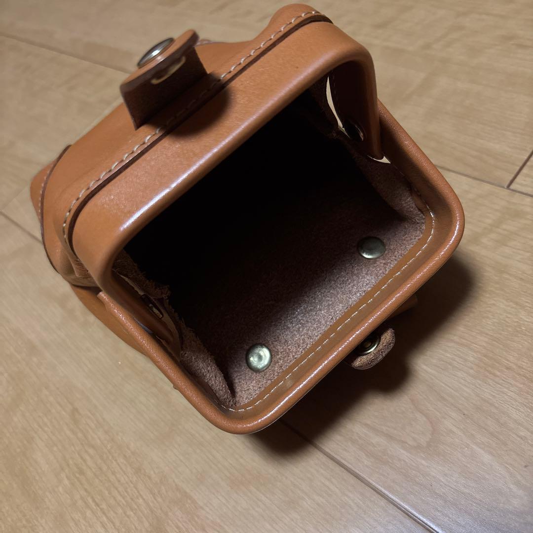 ポルコロッソ　ベルトポーチ　キャメル