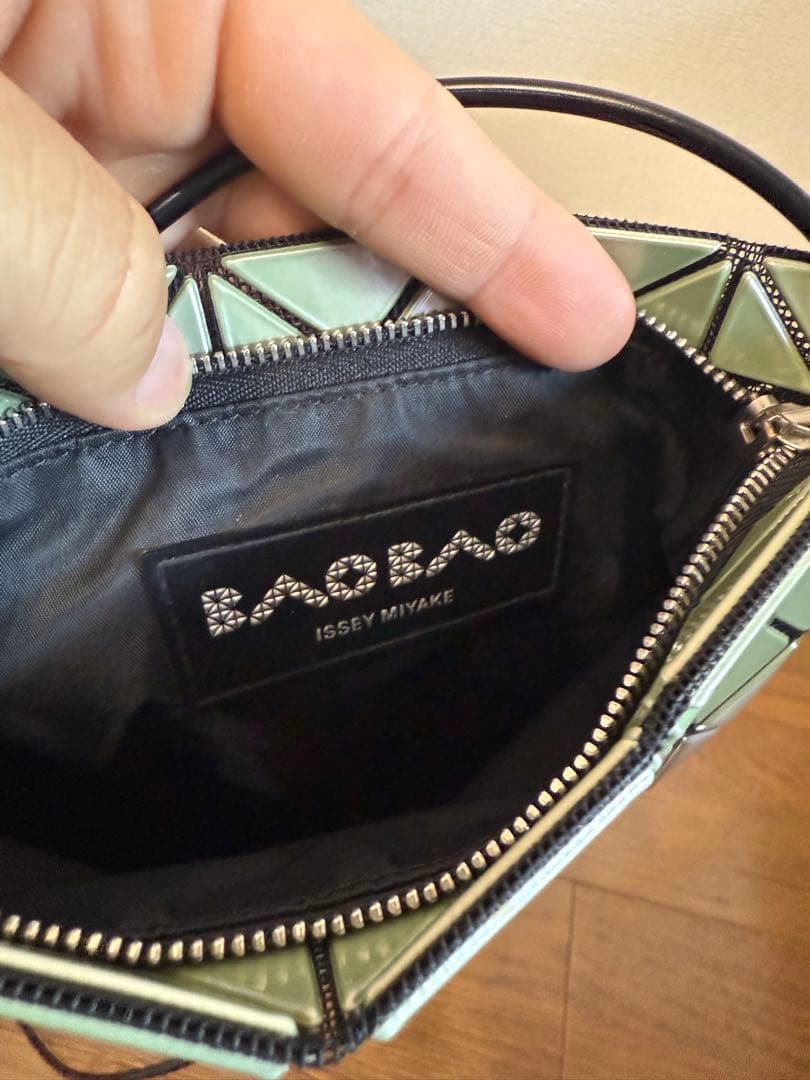イッセイミヤケ BaoBao バッグ シルバー