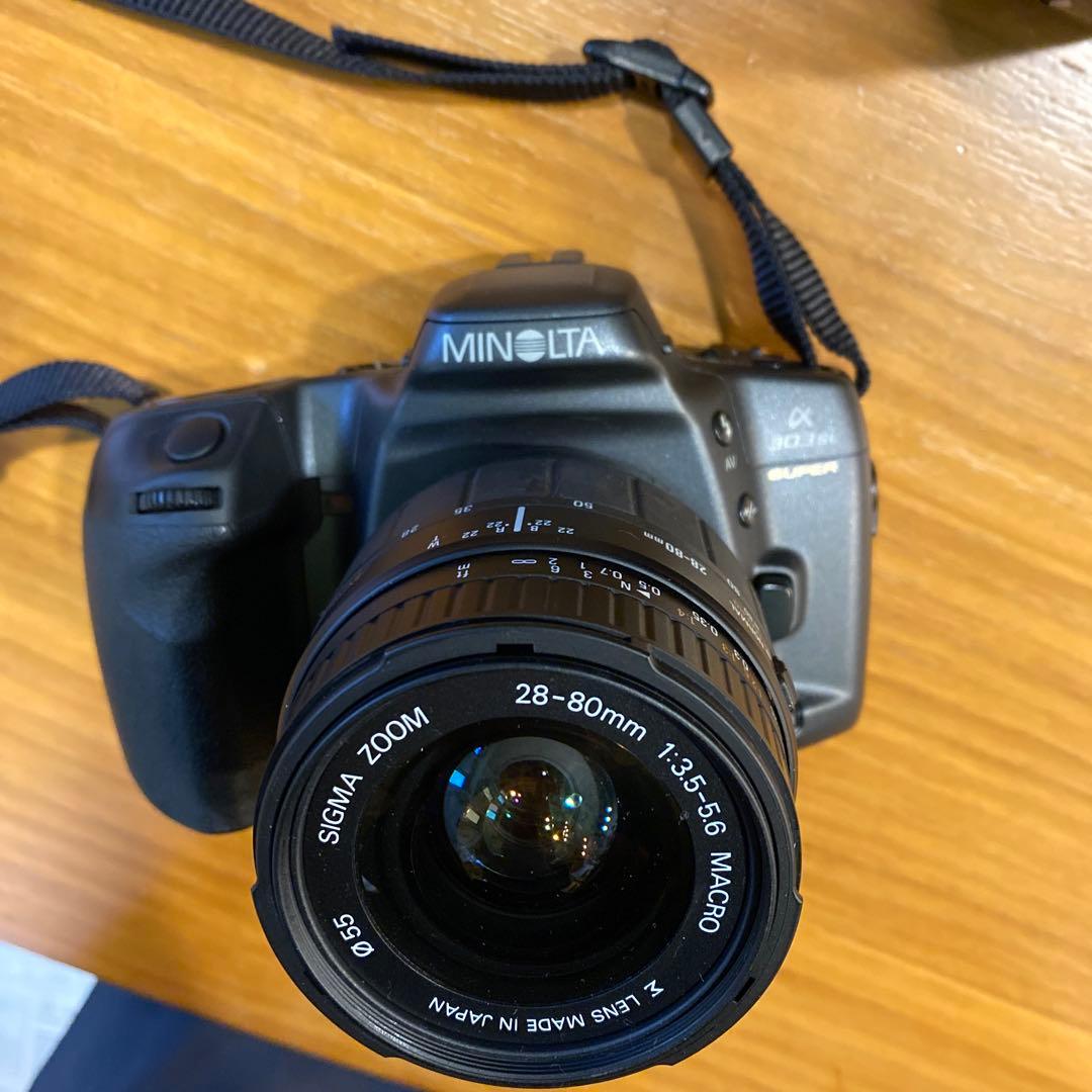 Japan MINOLTA一眼レフカメラα303si SIGMAレンズとカバン